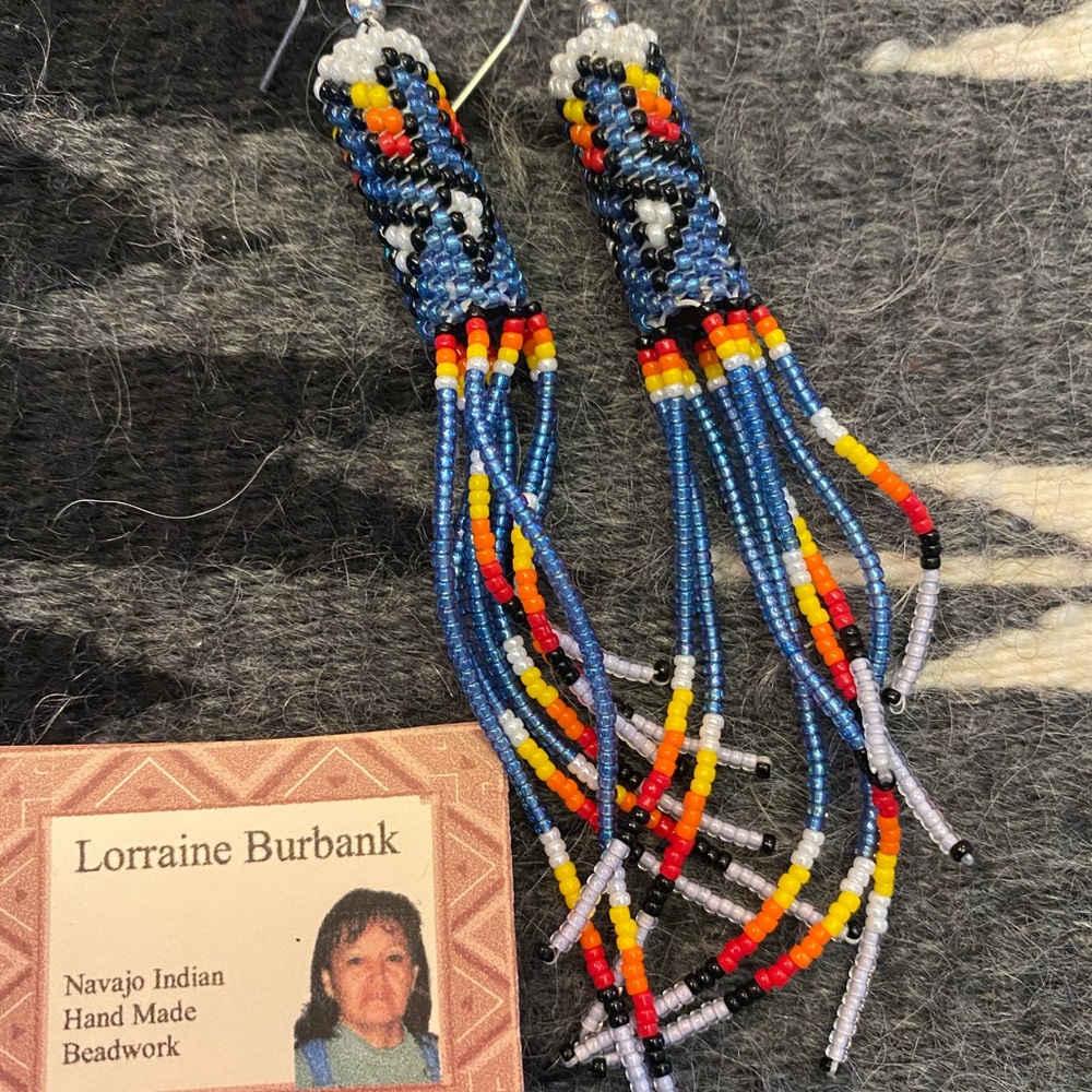 Brand new authentic Native American Indian beaded drop dangle earrings